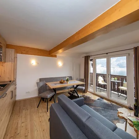 Haus Ditzer - Theresia בית הארחה