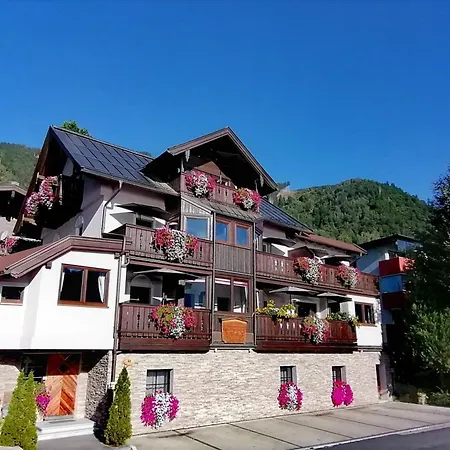 Haus Ditzer - Theresia Gasthof Zell am See