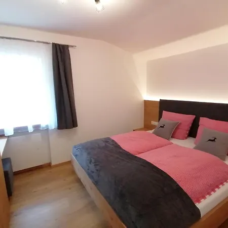Haus Ditzer - Theresia Gasthof 3*