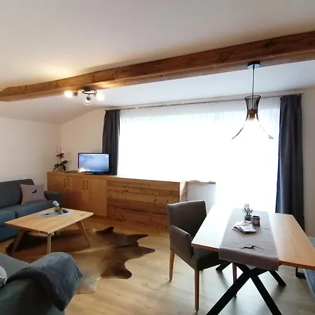 Haus Ditzer - Theresia Gasthof Zell am See