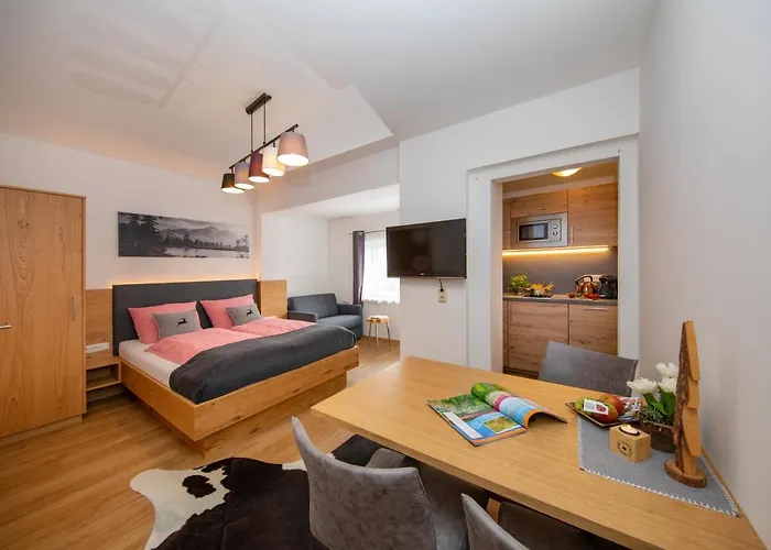 Haus Ditzer - Theresia Affittacamere 4*