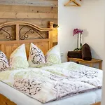 Maison d'hôtes Haus Ditzer - Theresia 4*